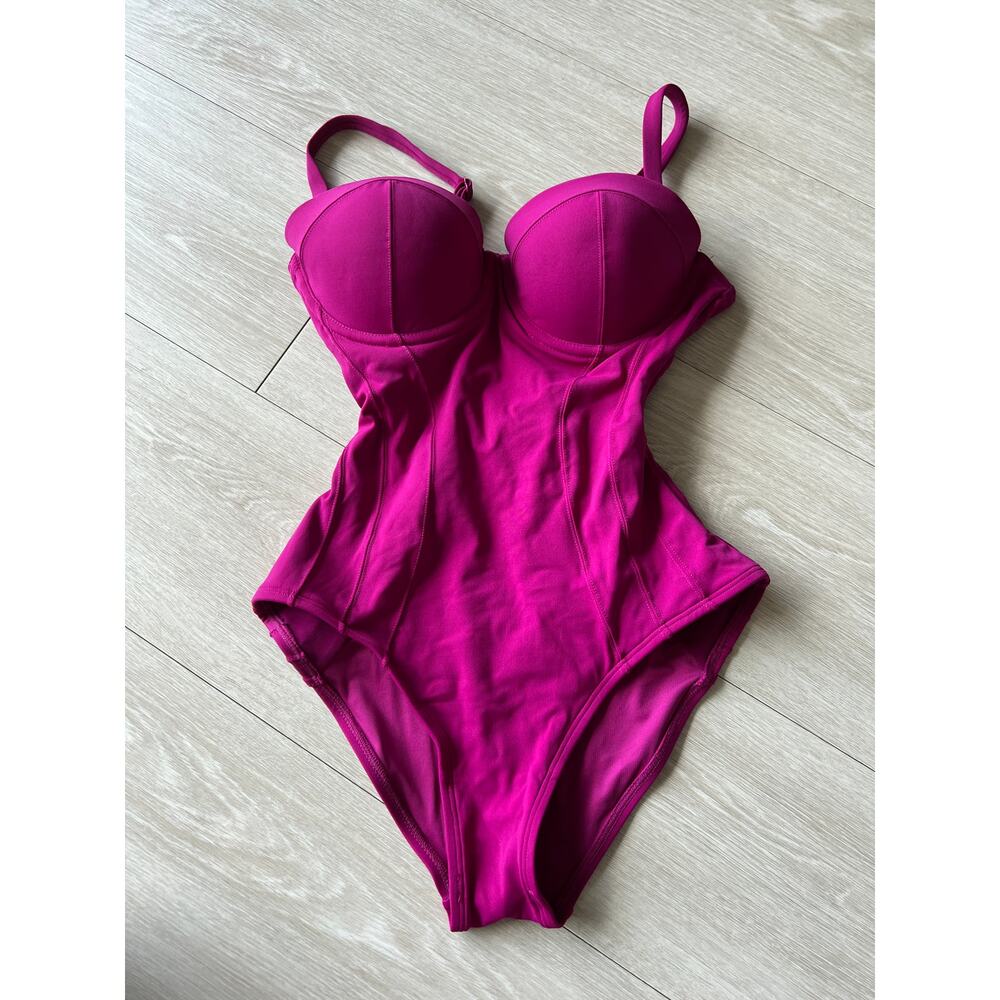 TA3 Lushy Swimsuit XS Short D/DD Berry